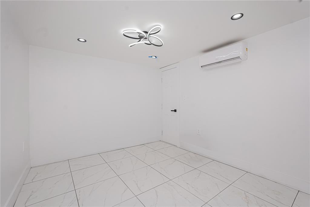 590 East 83rd Street, Brooklyn, New York, 11236 image 13