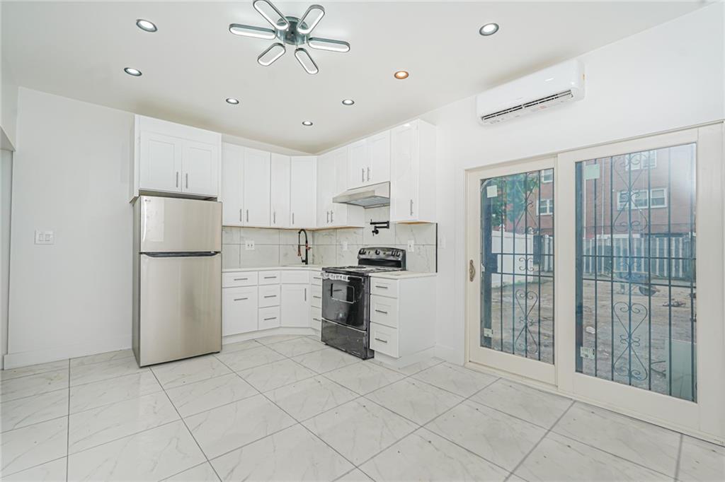 590 East 83rd Street, Brooklyn, New York, 11236 image 15