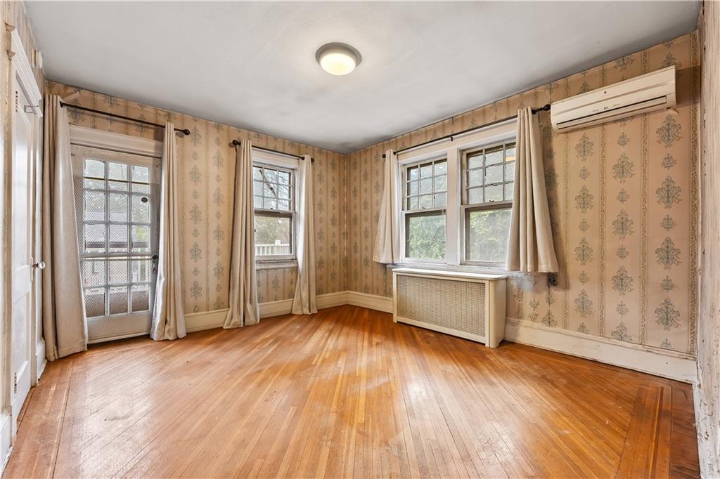 58 Vanderbilt Avenue, Staten  Island, New York, 10304 image 8