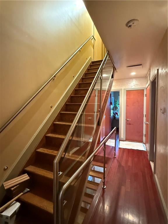 3116 Emmons Avenue 4 Image 3