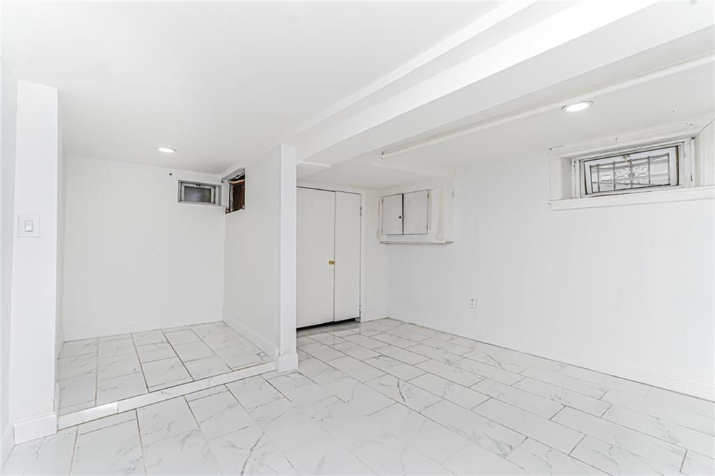 592 East 39th Street, Brooklyn, New York, 11203 image 16