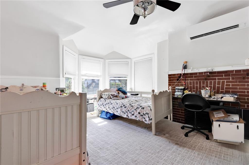 154 Beaumont Street, Brooklyn, New York, 11235 image 23