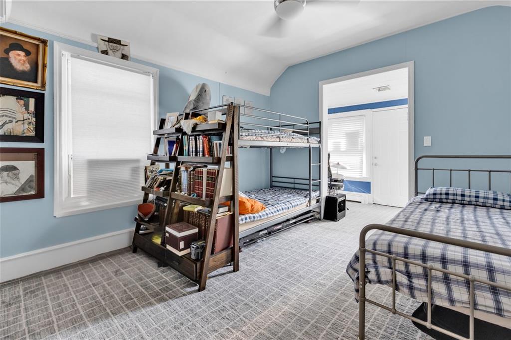 154 Beaumont Street, Brooklyn, New York, 11235 image 24