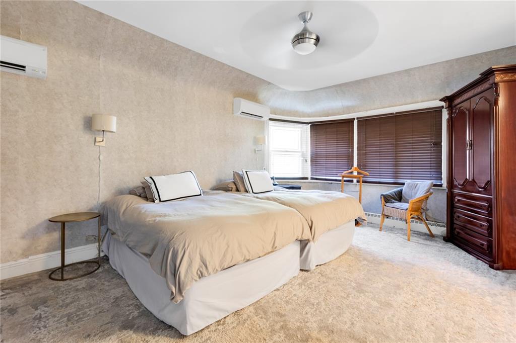 154 Beaumont Street, Brooklyn, New York, 11235 image 26