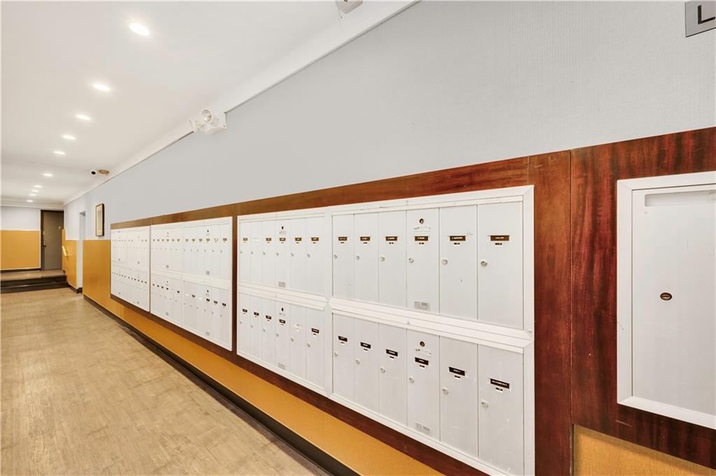9707 4th Avenue 3R, Brooklyn, New York, 11209 image 21
