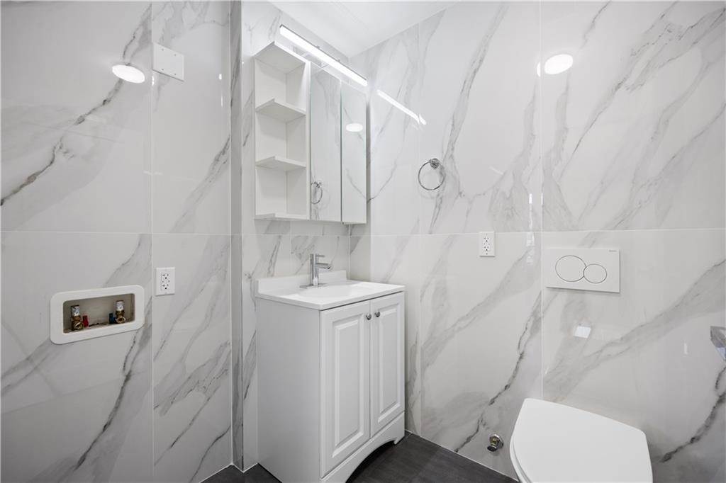 33 Keen Court, Brooklyn, New York, 11229 image 14
