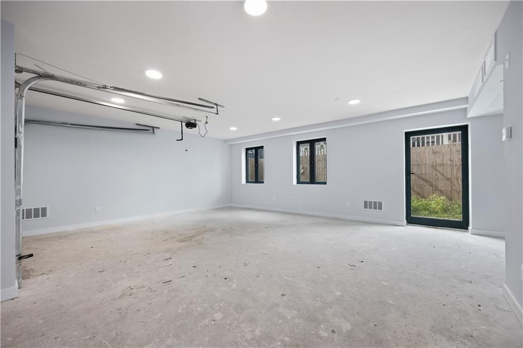 33 Keen Court, Brooklyn, New York, 11229 image 16