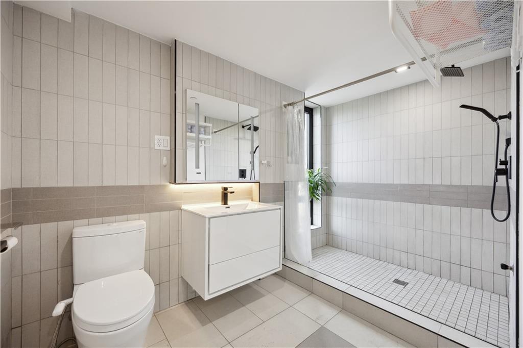 623 Avenue H 7C, New York, New York, 11230 image 7