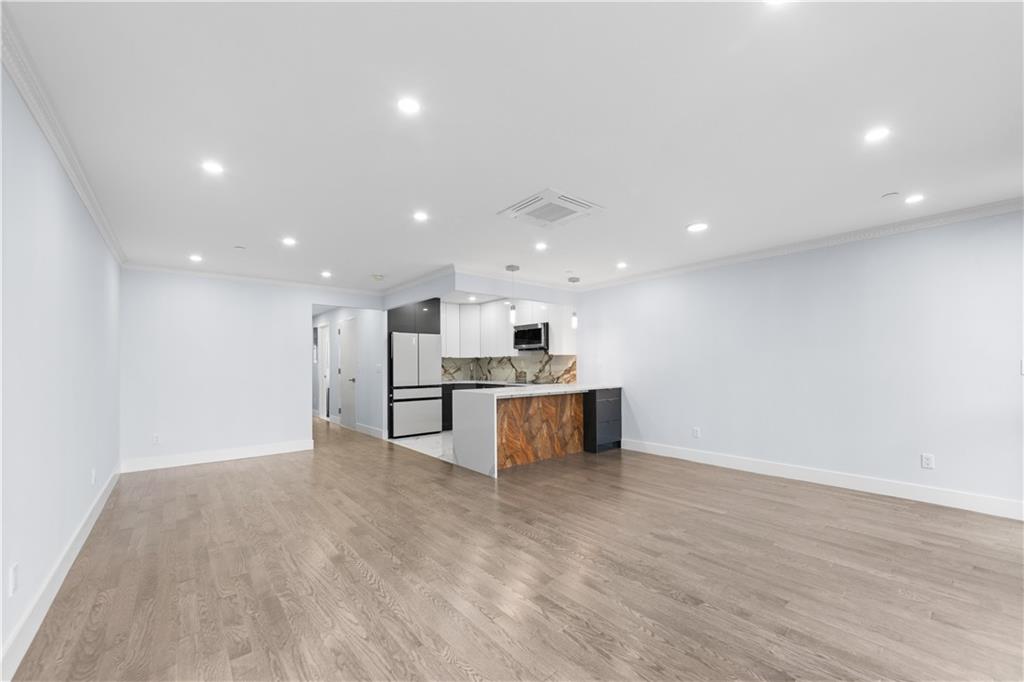 100 16th Street 3 Image 2