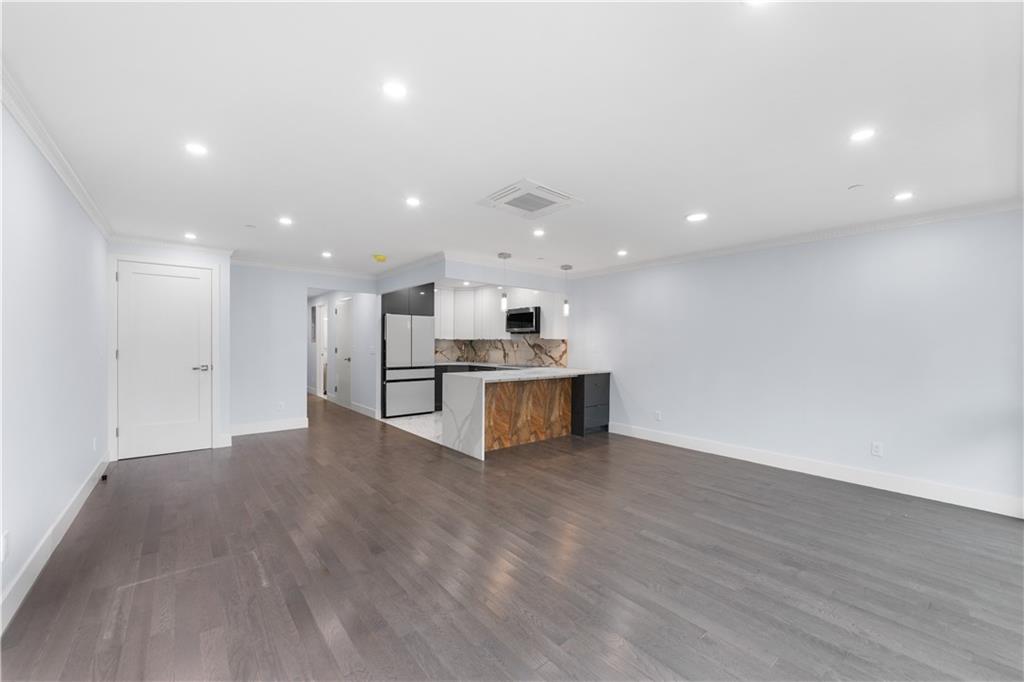 100 16th Street 2 Image 4