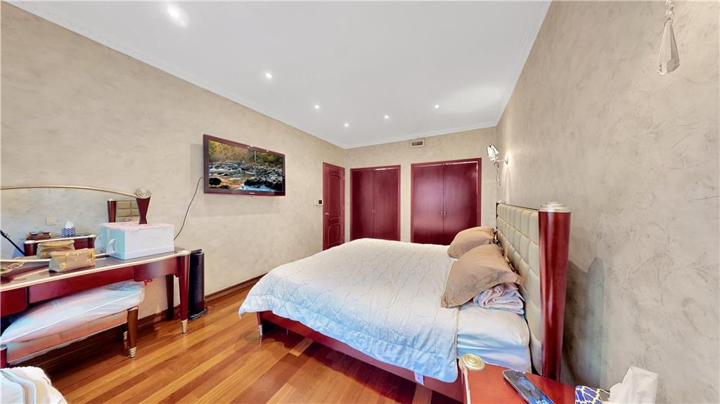 20 Corbin Place, Brooklyn, New York, 11235 image 16