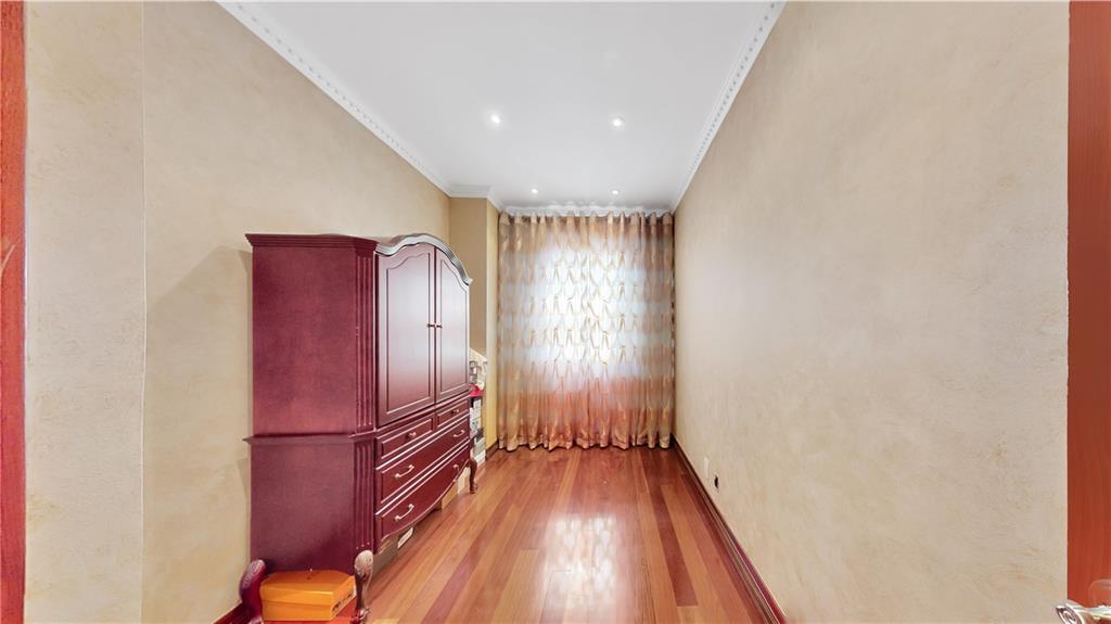 20 Corbin Place, Brooklyn, New York, 11235 image 22