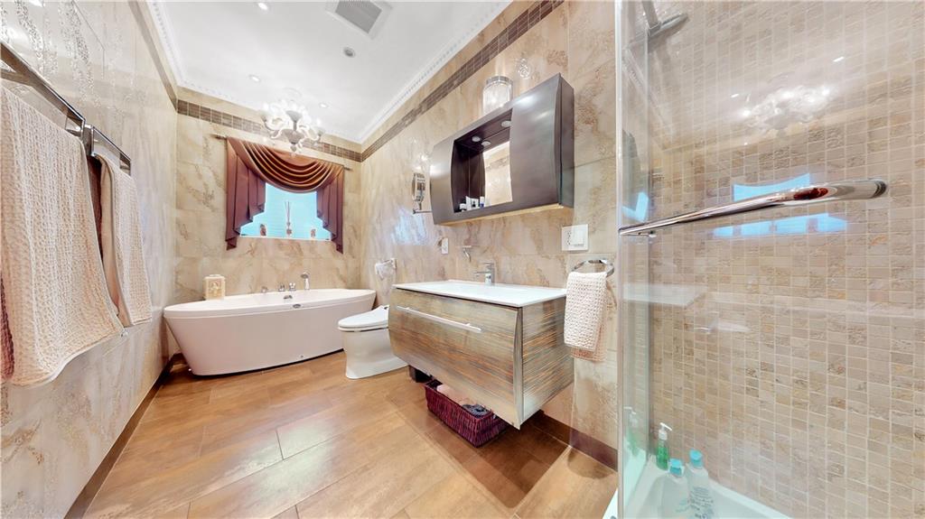 20 Corbin Place, Brooklyn, New York, 11235 image 24