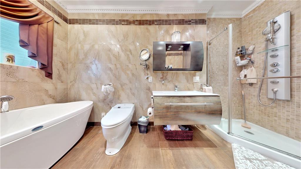 20 Corbin Place, Brooklyn, New York, 11235 image 23
