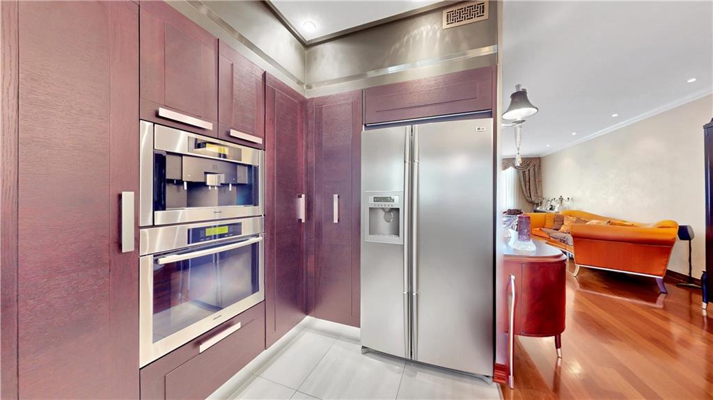 20 Corbin Place, Brooklyn, New York, 11235 image 10