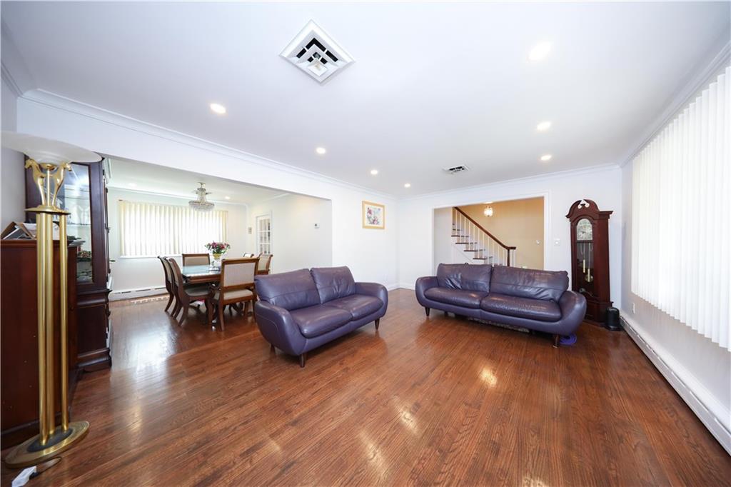 26 Hull Avenue, Staten  Island, New York, 10306 image 16