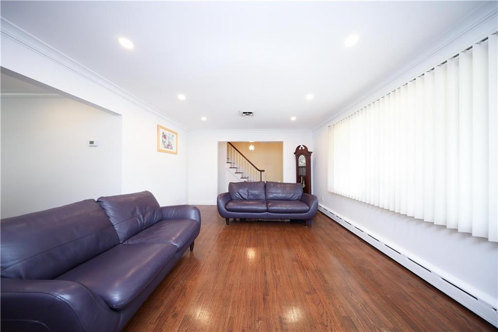 26 Hull Avenue, Staten  Island, New York, 10306 image 27