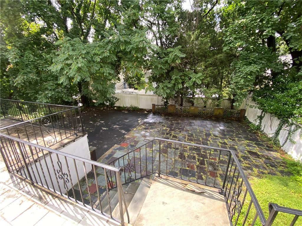 61 Oakland Avenue Image 4
