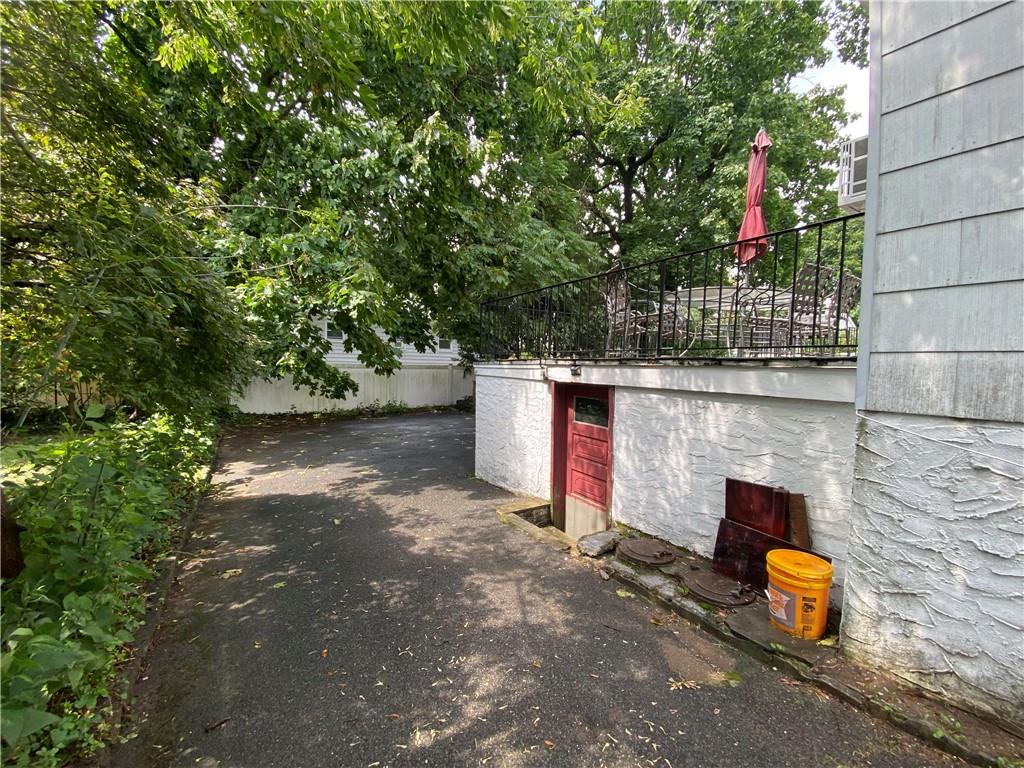 61 Oakland Avenue Image 3