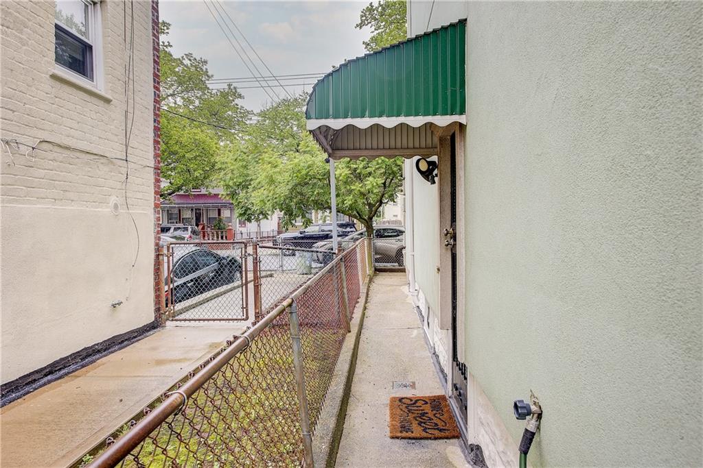 1682 East 52nd Street, Brooklyn, New York, 11234 image 23