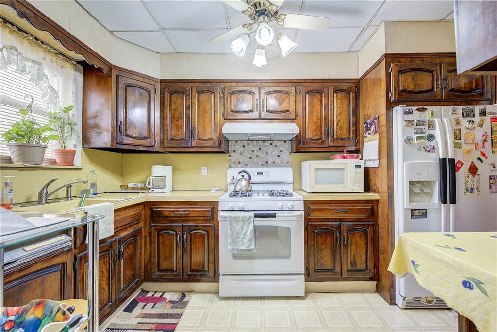 1682 East 52nd Street, Brooklyn, New York, 11234 image 9