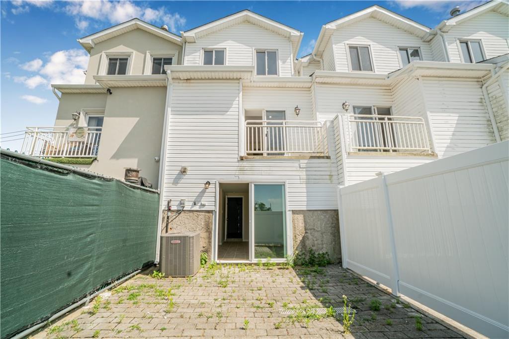 797 Father Capodanno Boulevard, Staten  Island, New York, 10305 image 16