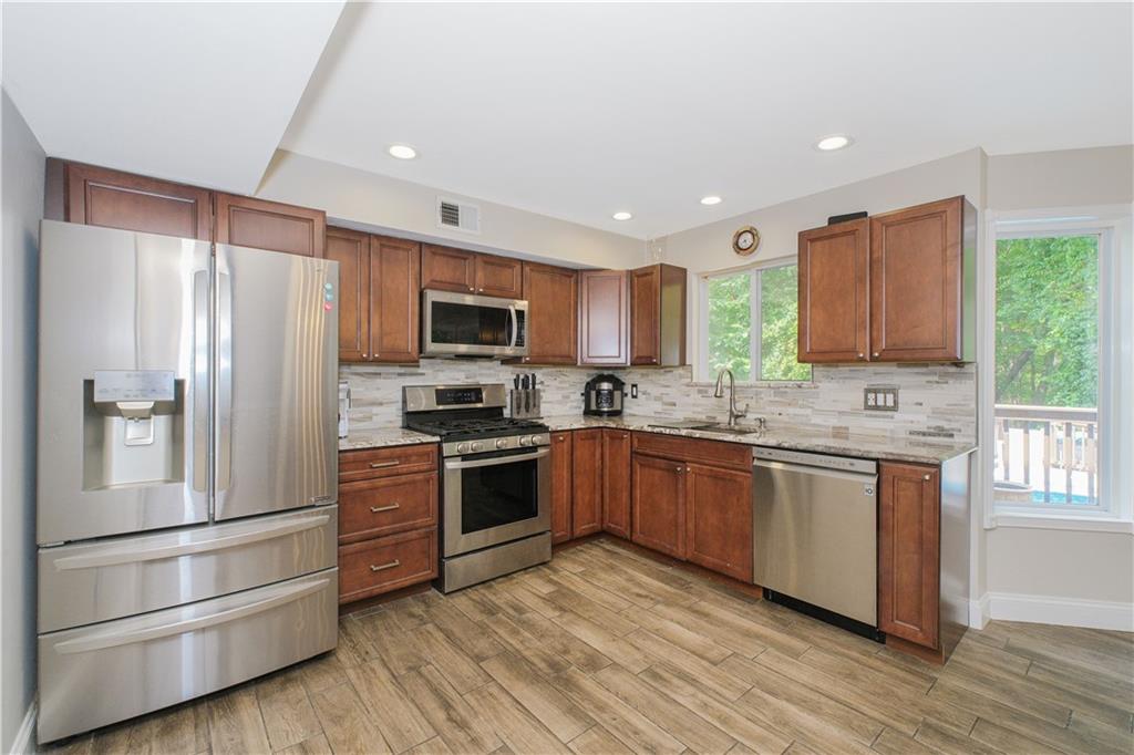 37 Quail Lane, Staten  Island, New York, 10309 image 13