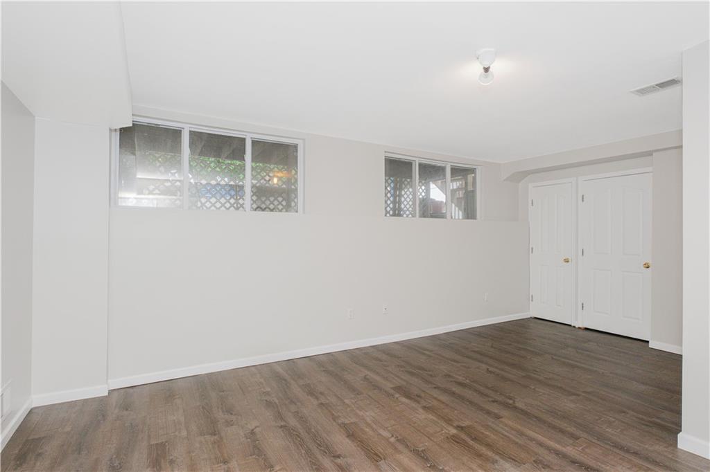 37 Quail Lane, Staten  Island, New York, 10309 image 32