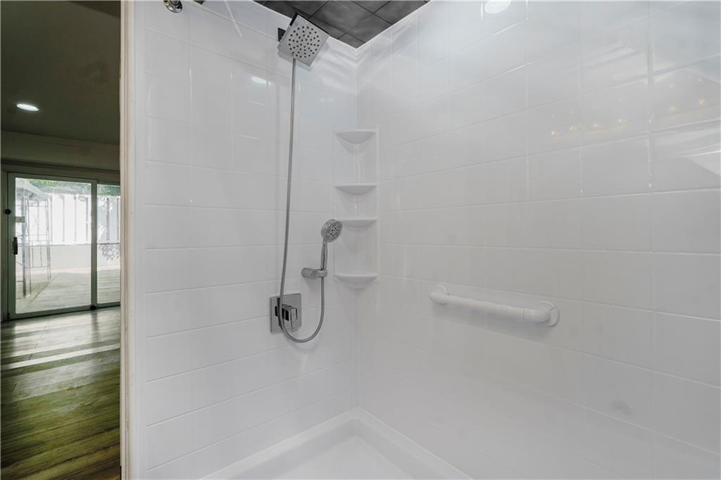 211 Dover Green, Staten  Island, New York, 10312 image 19