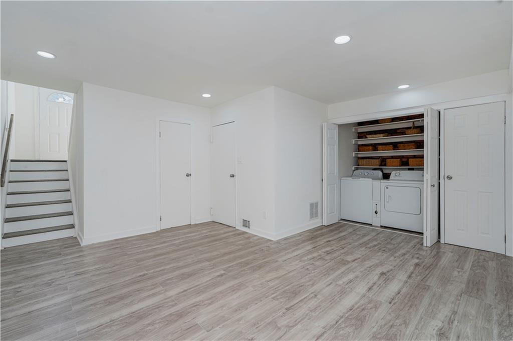 211 Dover Green, Staten  Island, New York, 10312 image 21