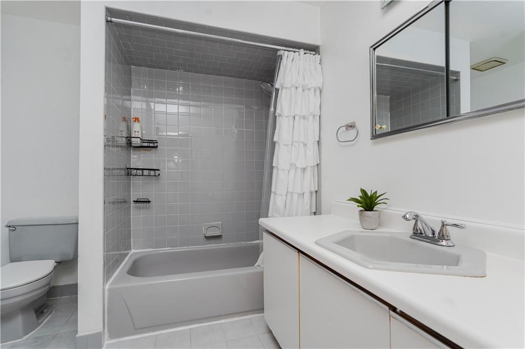 21 Carol Place, Staten  Island, New York, 10314 image 19