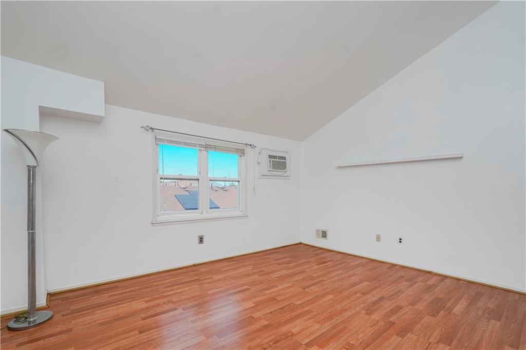 21 Carol Place, Staten  Island, New York, 10314 image 24