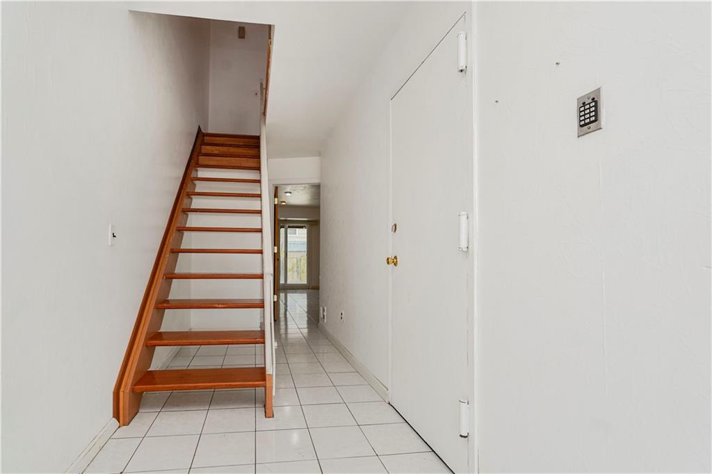 21 Carol Place, Staten  Island, New York, 10314 image 27