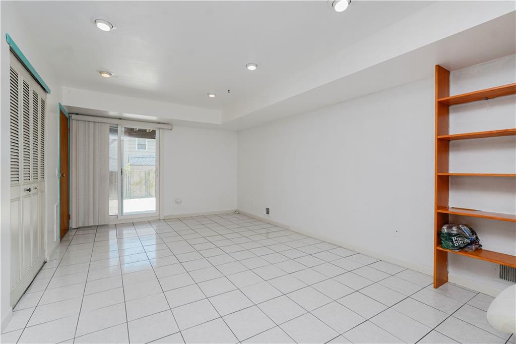 21 Carol Place, Staten  Island, New York, 10314 image 29