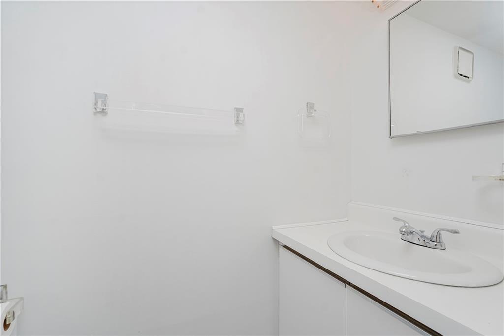 21 Carol Place, Staten  Island, New York, 10314 image 31