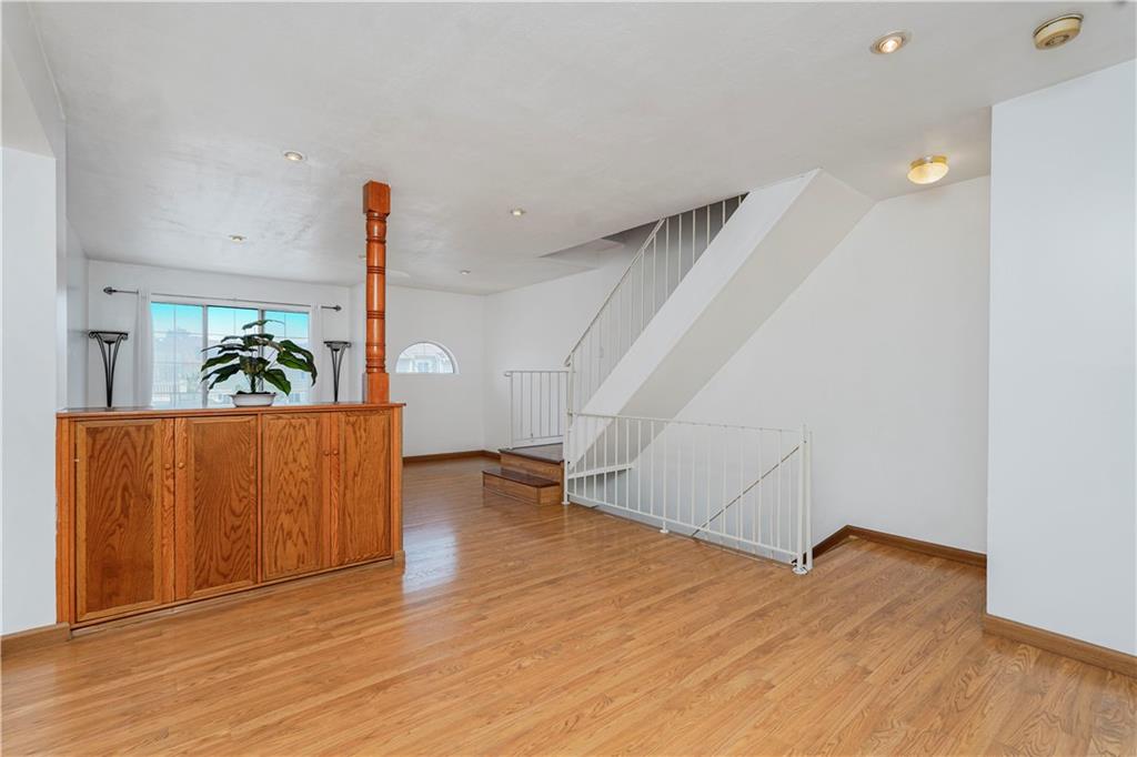 21 Carol Place, Staten  Island, New York, 10314 image 7