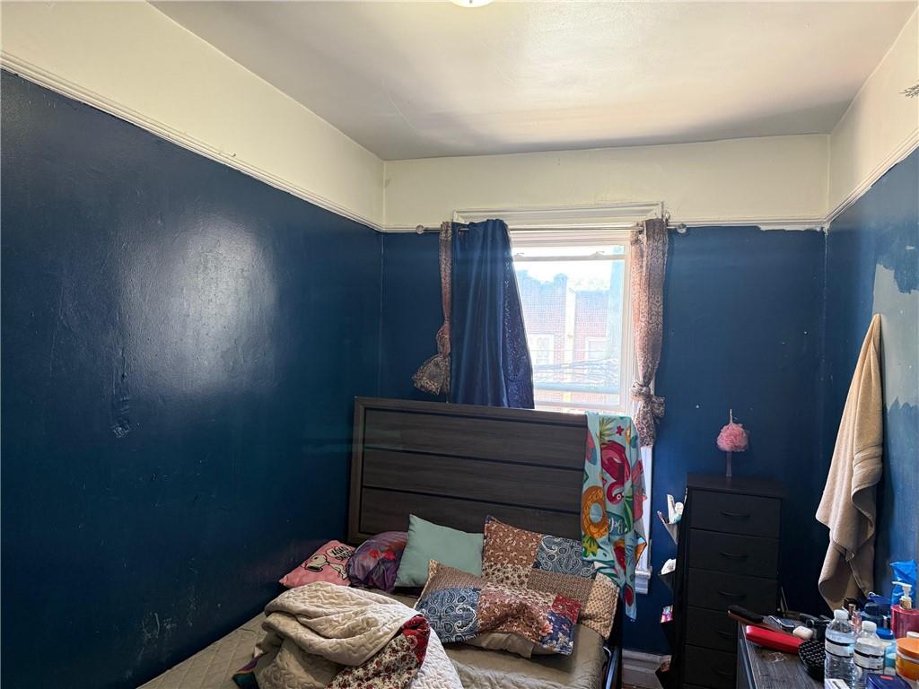 582 Williams Avenue Image 4