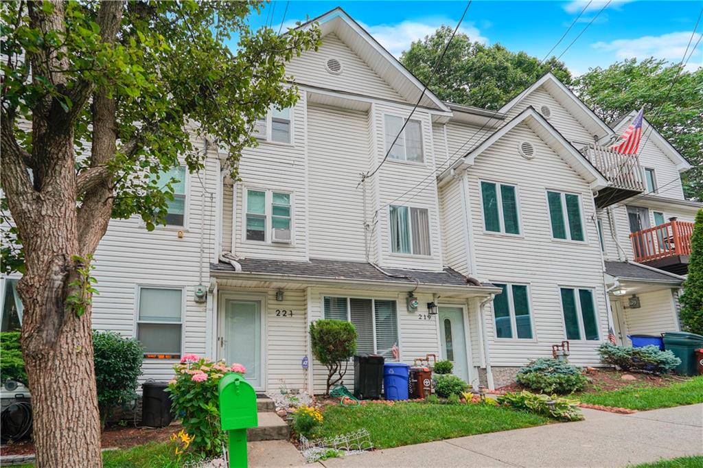 221 Arlo Road, Staten Island, New York, 10301