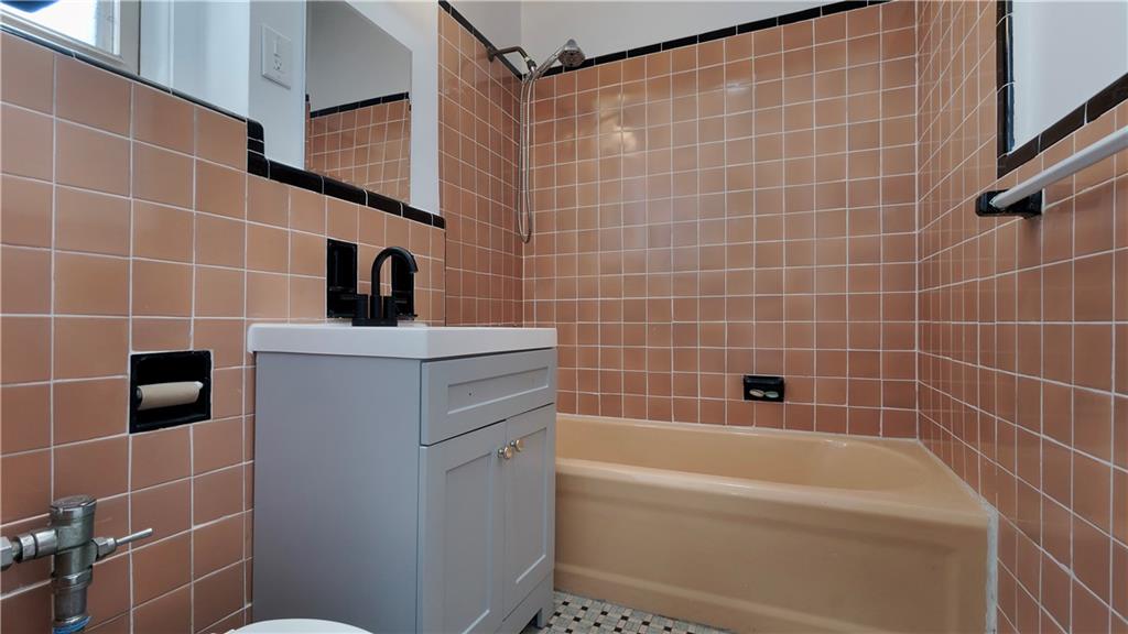 1560 East 18th Street 3D, Brooklyn, New York, 11230 image 12