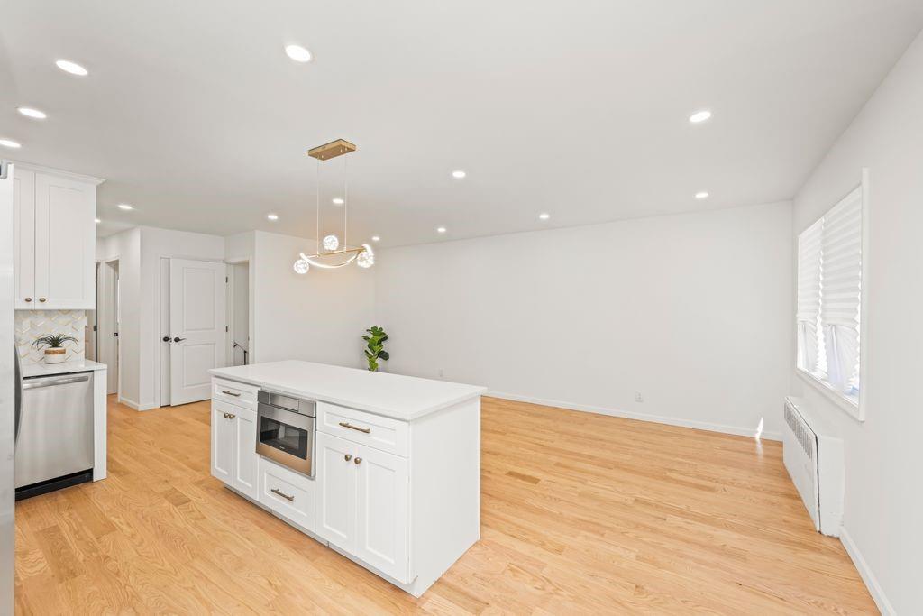 1110 East 101st Street Image 3
