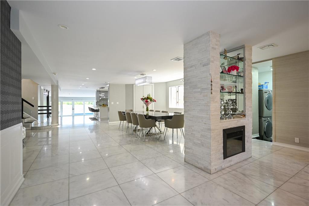 163 Whitman Drive Image 3