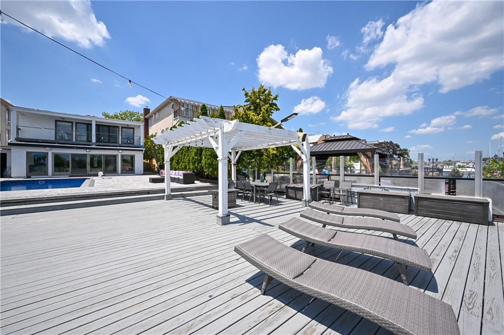 163 Whitman Drive, Brooklyn, New York, 11234 image 25