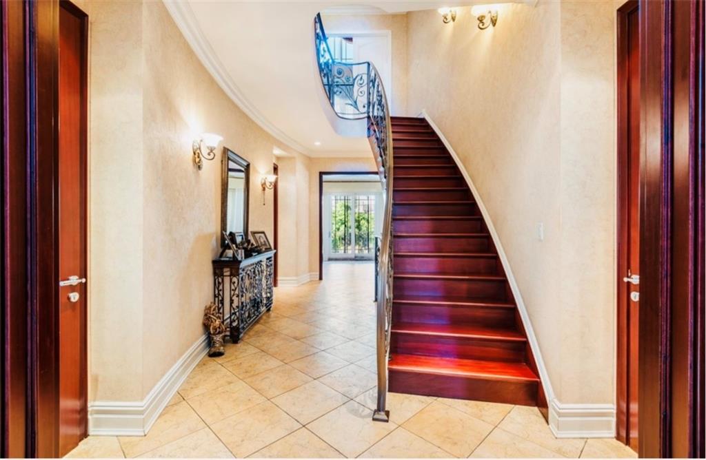 42 Beaumont Street, Brooklyn, New York, 11235 image 12