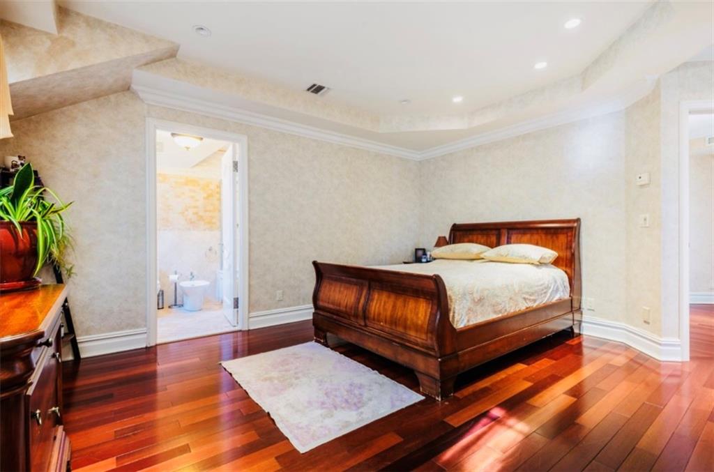 42 Beaumont Street, Brooklyn, New York, 11235 image 13