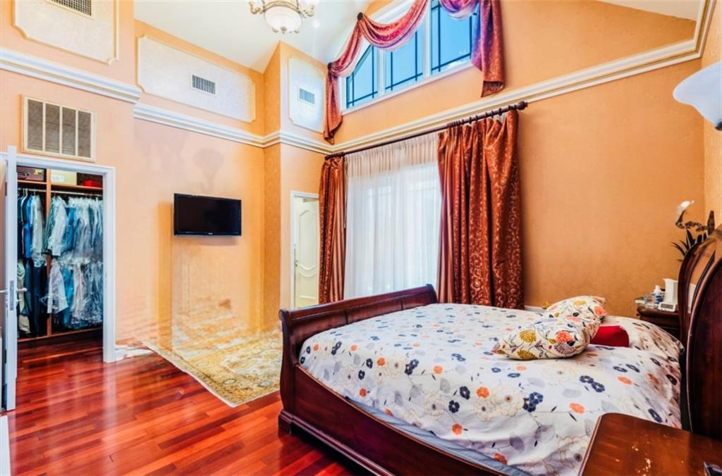42 Beaumont Street, Brooklyn, New York, 11235 image 16