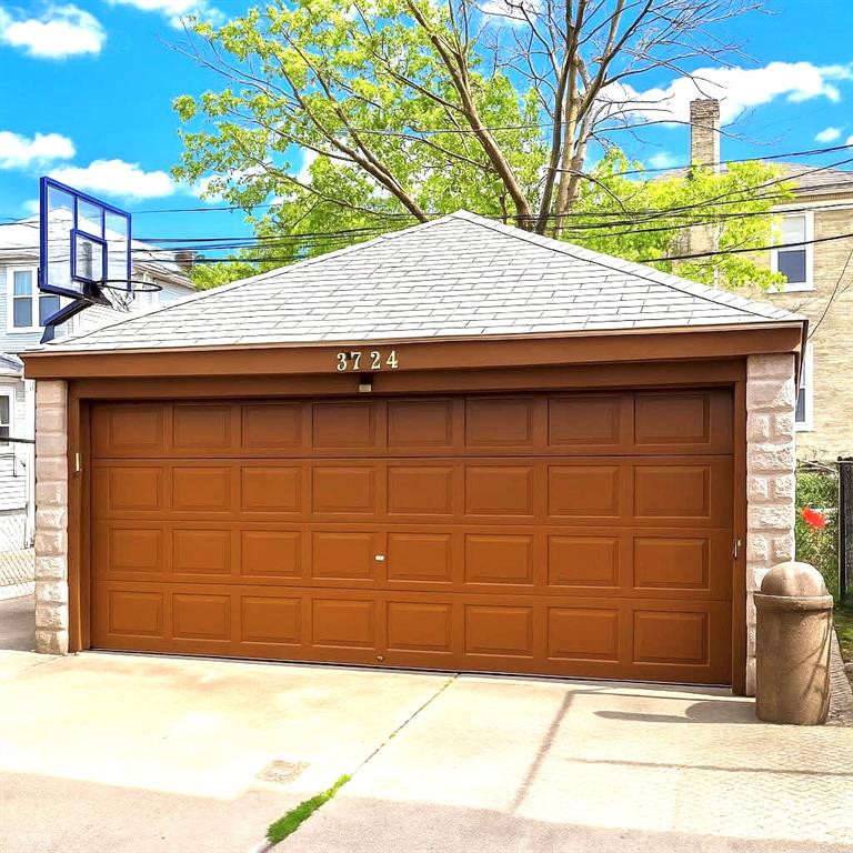 3724 Laurel Avenue Image 3