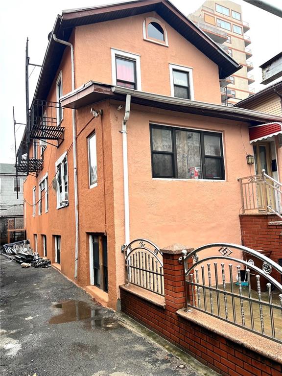 622 Ocean View Avenue Image 2