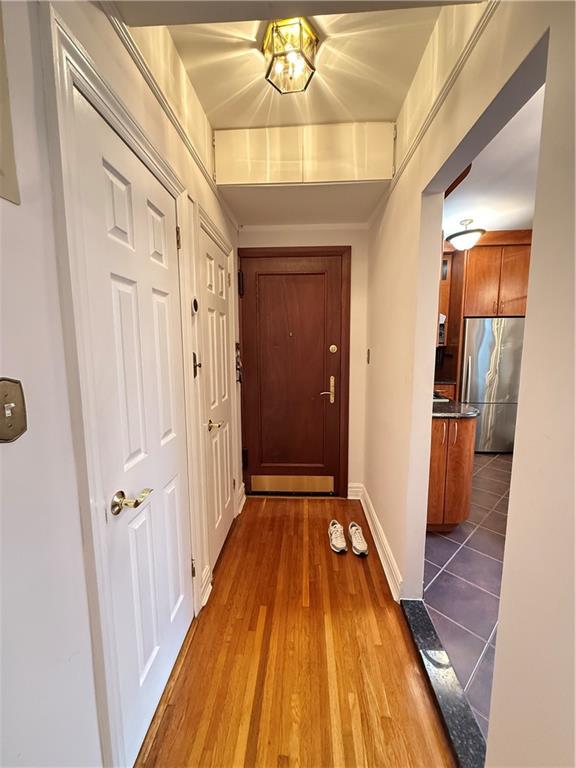 1560 East 18th Street 3H Image 4