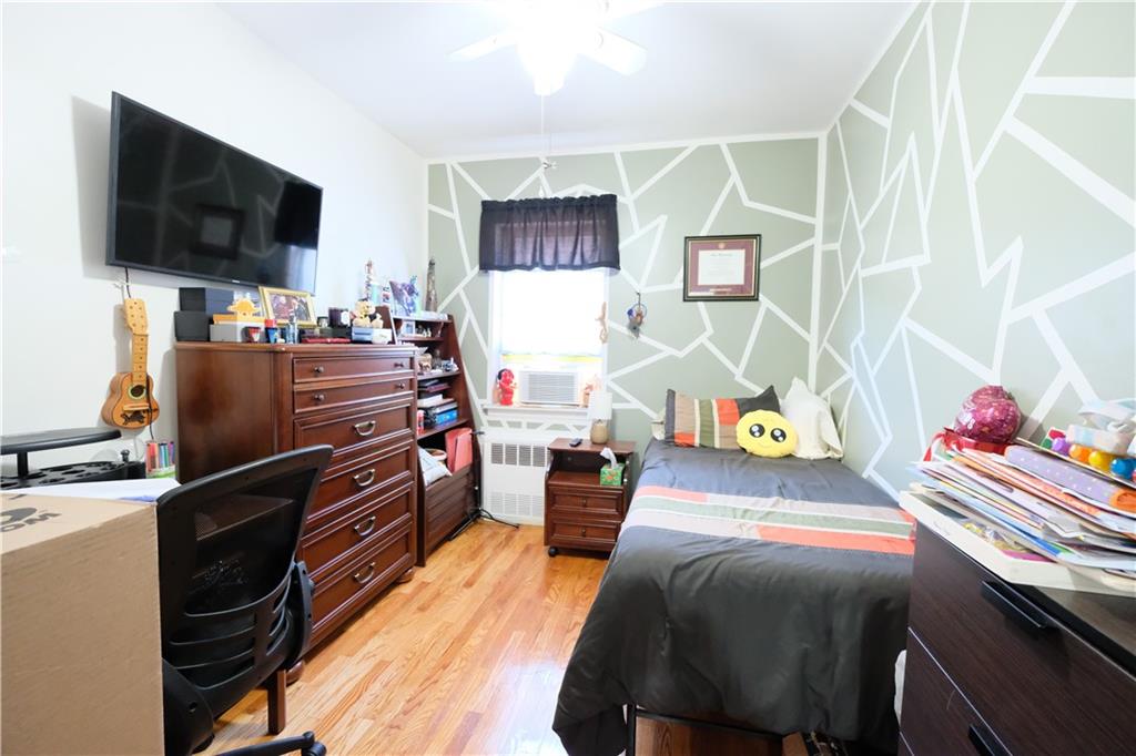 46 Bay 37th Street, Brooklyn, New York, 11214 image 23