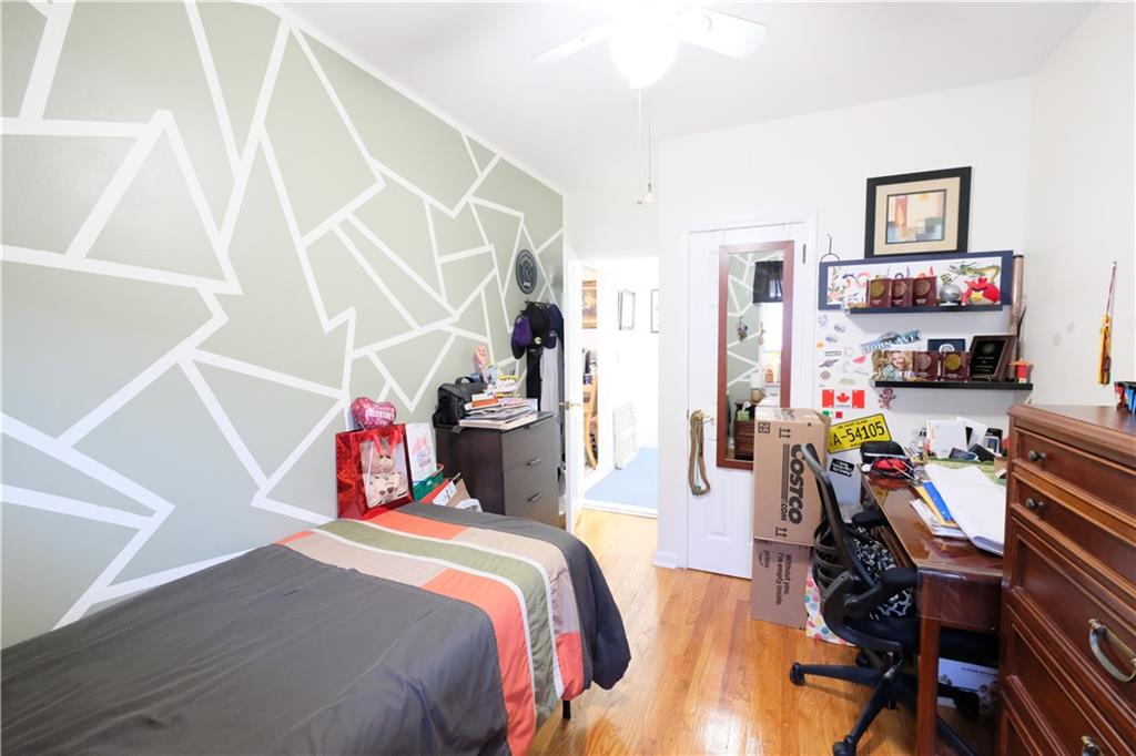 46 Bay 37th Street, Brooklyn, New York, 11214 image 24